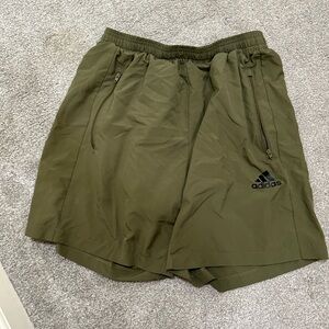 ADIDAS AEROREADY Men’s shorts 7”